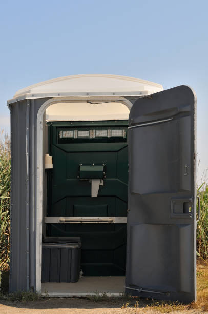 Best Porta potty delivery and setup  in Russellville, AR